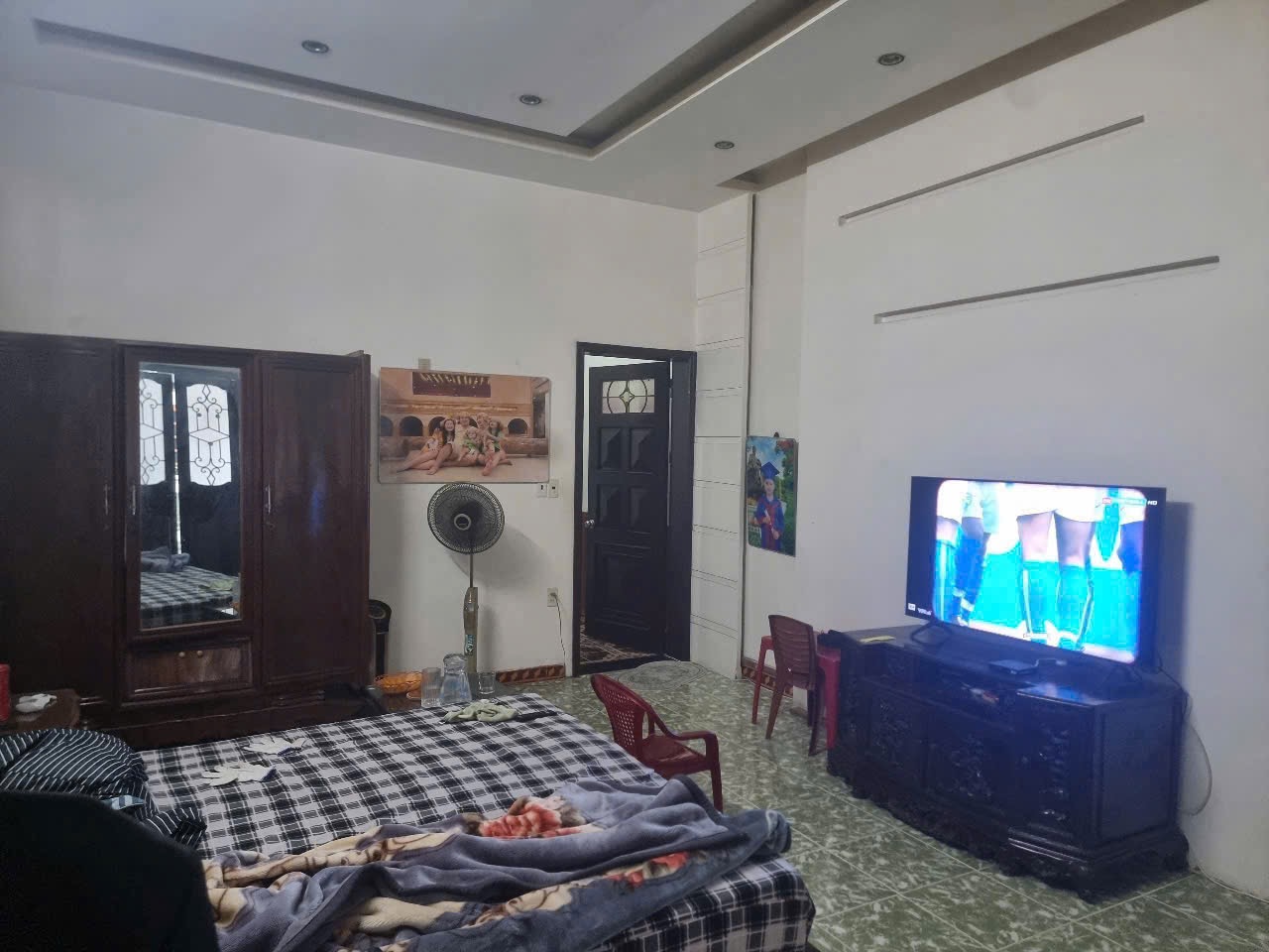Ảnh Tô Hiệu — Vũ Nhà Phố