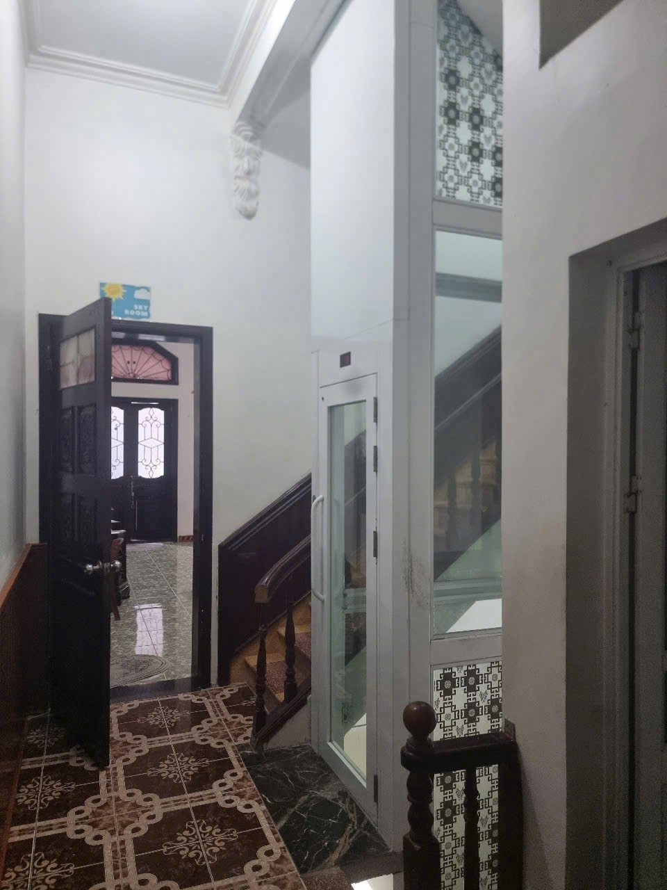 Ảnh Tô Hiệu — Vũ Nhà Phố