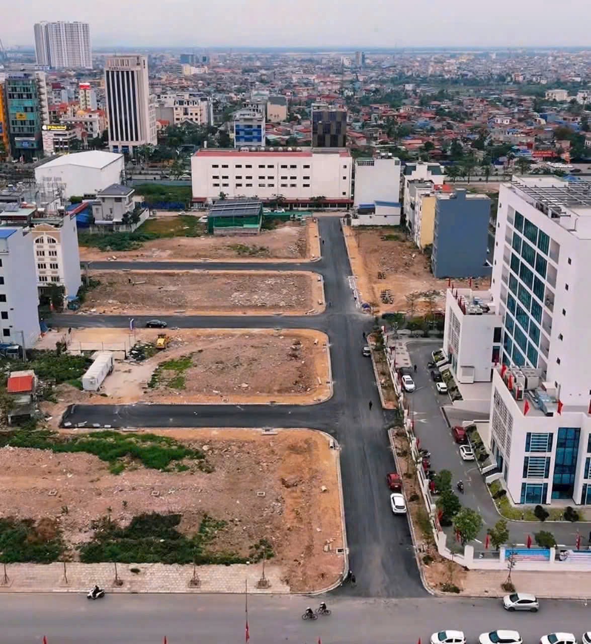 Ảnh Lê Hồng Phong — Vũ Nhà Phố