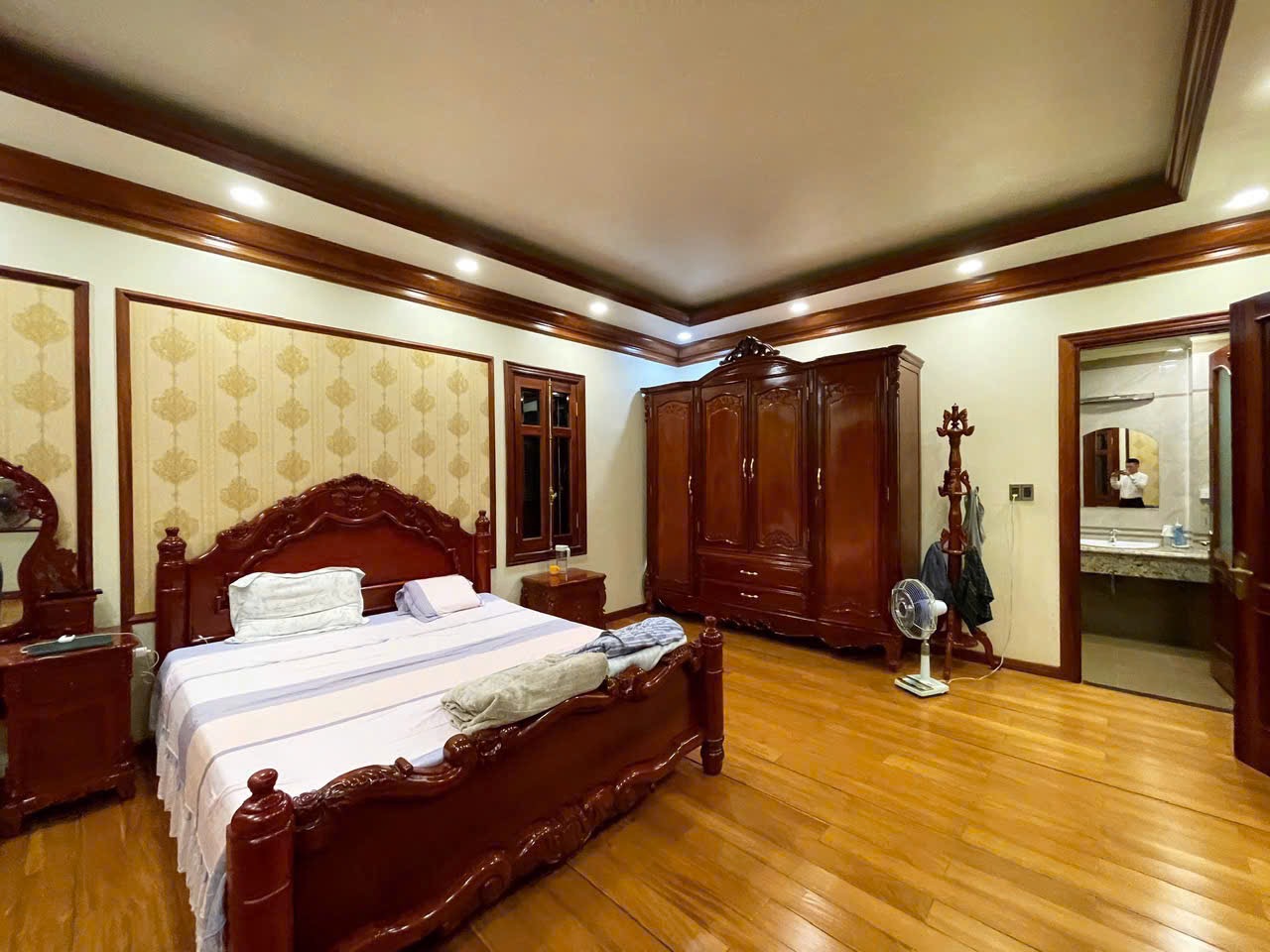 Ảnh Lê Hồng Phong — Vũ Nhà Phố