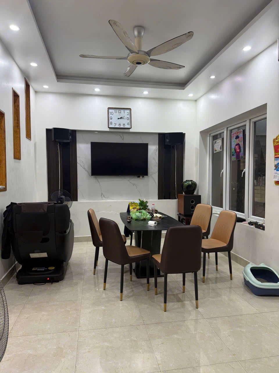 Ảnh Cát Cụt — Vũ Nhà Phố