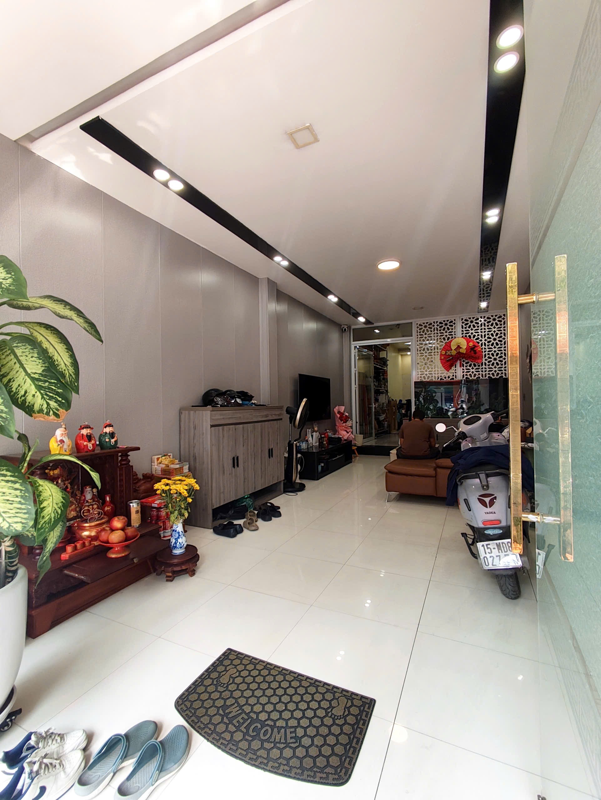 Ảnh Cát Cụt — Vũ Nhà Phố