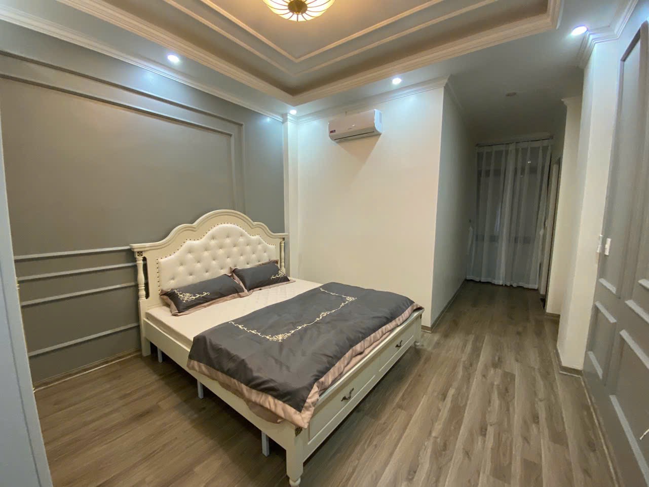 Ảnh Cát Cụt — Vũ Nhà Phố
