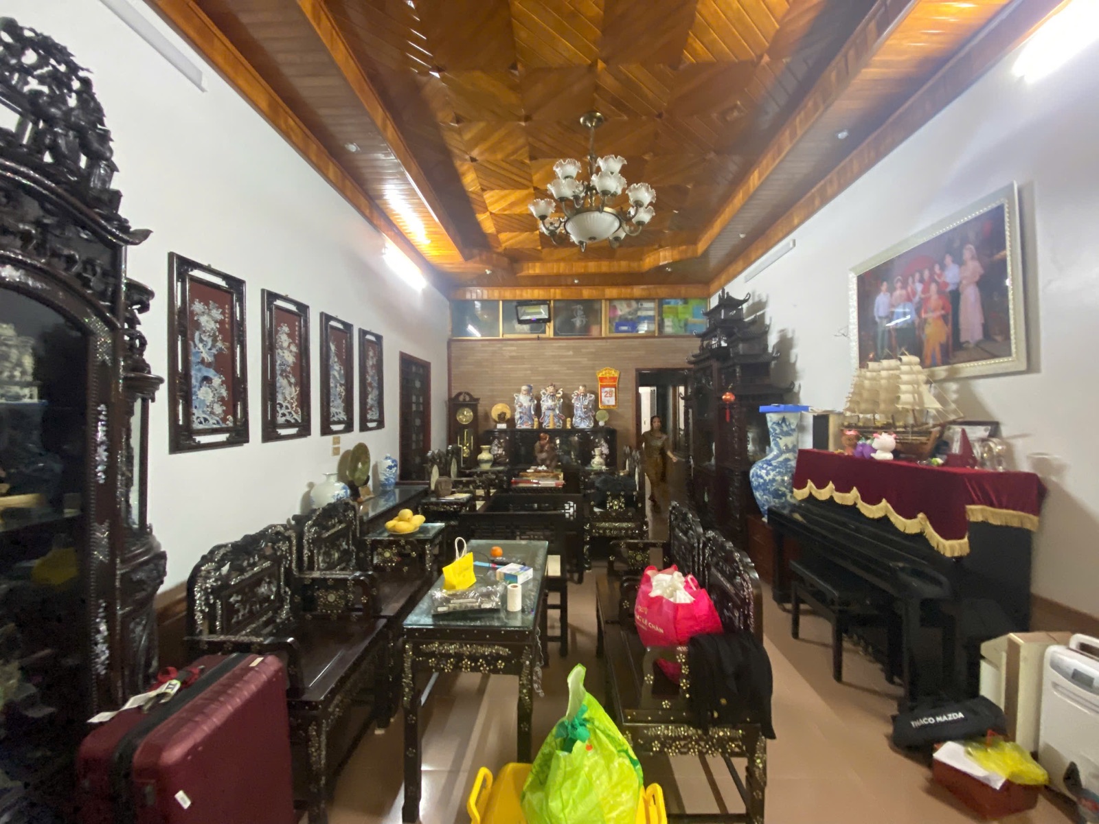 Ảnh Đông Khê — Vũ Nhà Phố