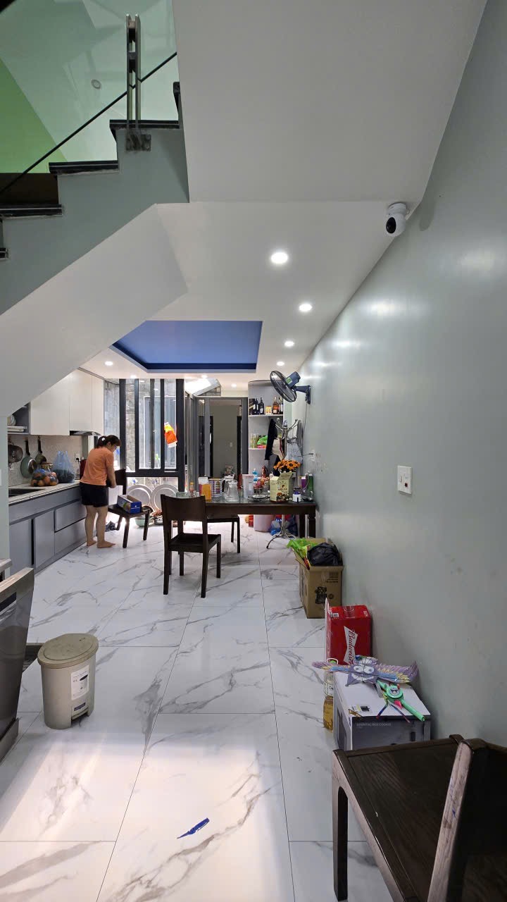 Ảnh Dương Đình Nghệ — Vũ Nhà Phố