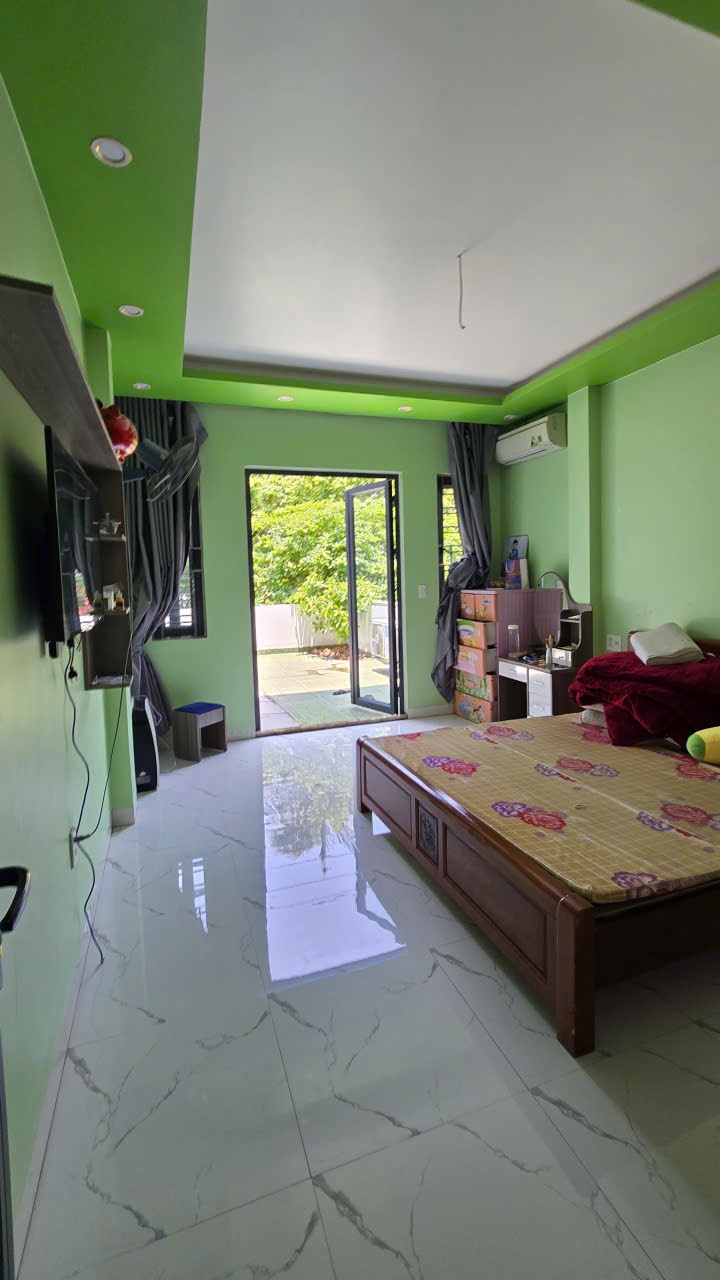 Ảnh Dương Đình Nghệ — Vũ Nhà Phố