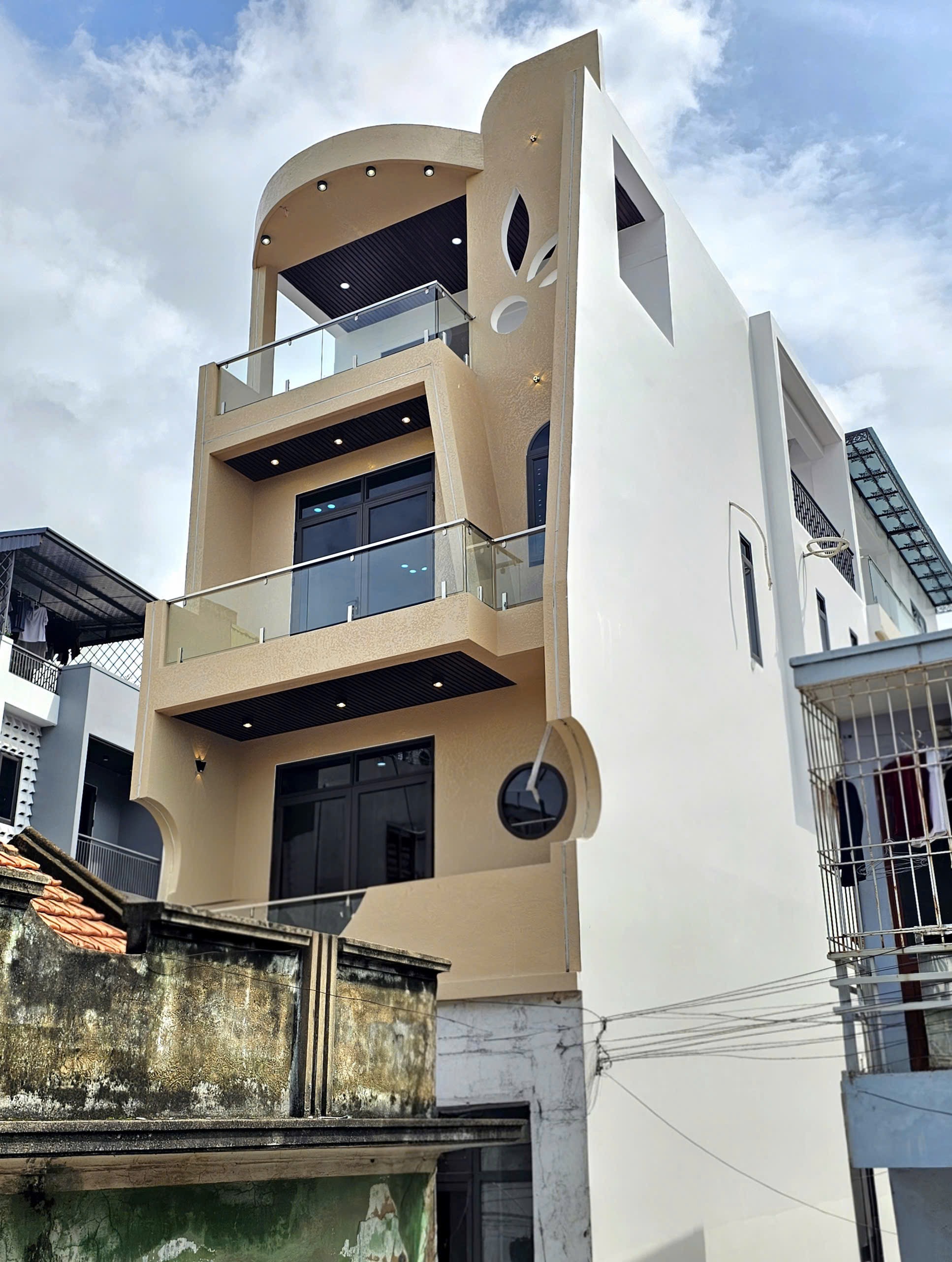 Ảnh Hồ Sen — Vũ Nhà Phố
