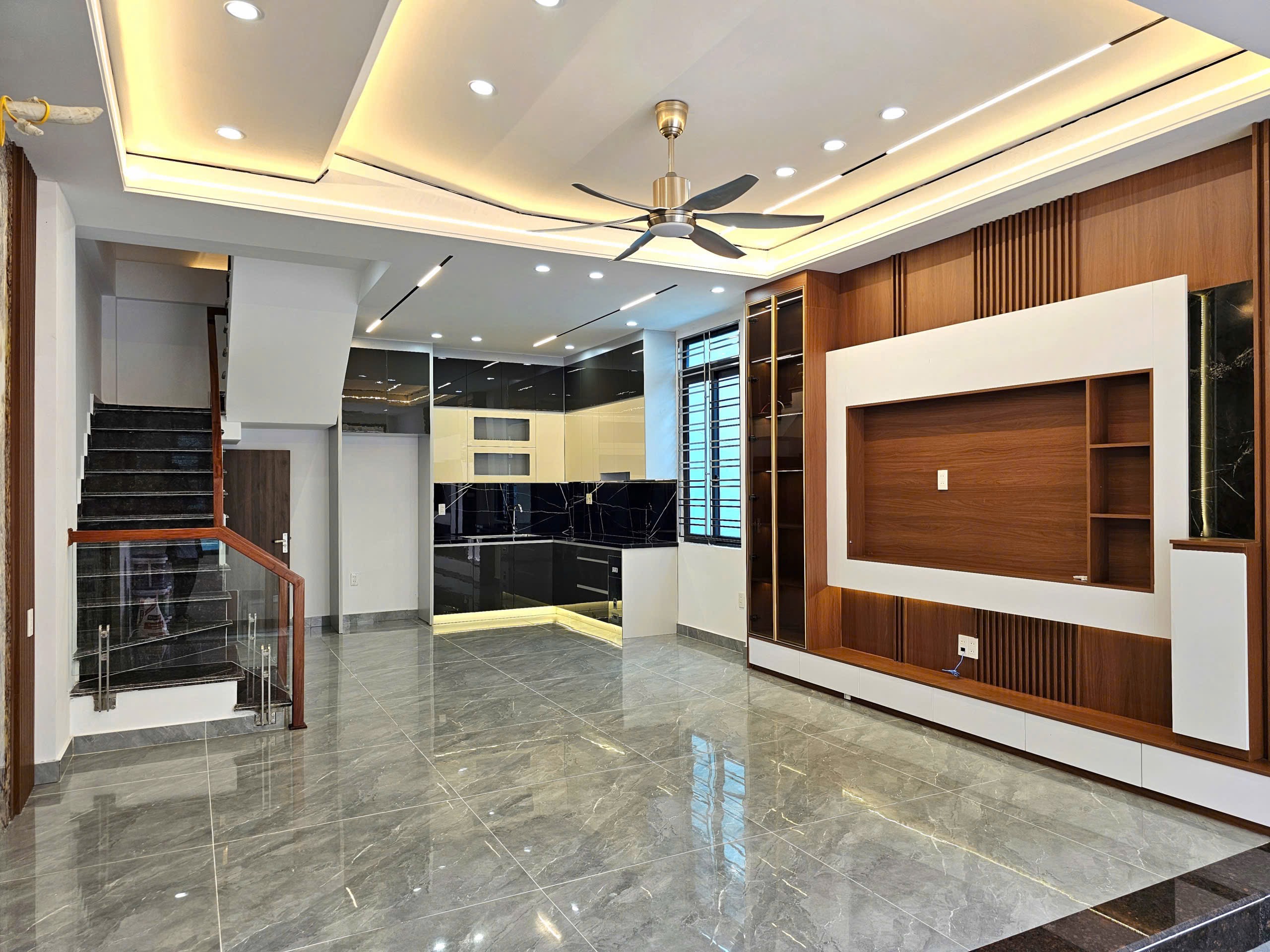 Ảnh Hồ Sen — Vũ Nhà Phố