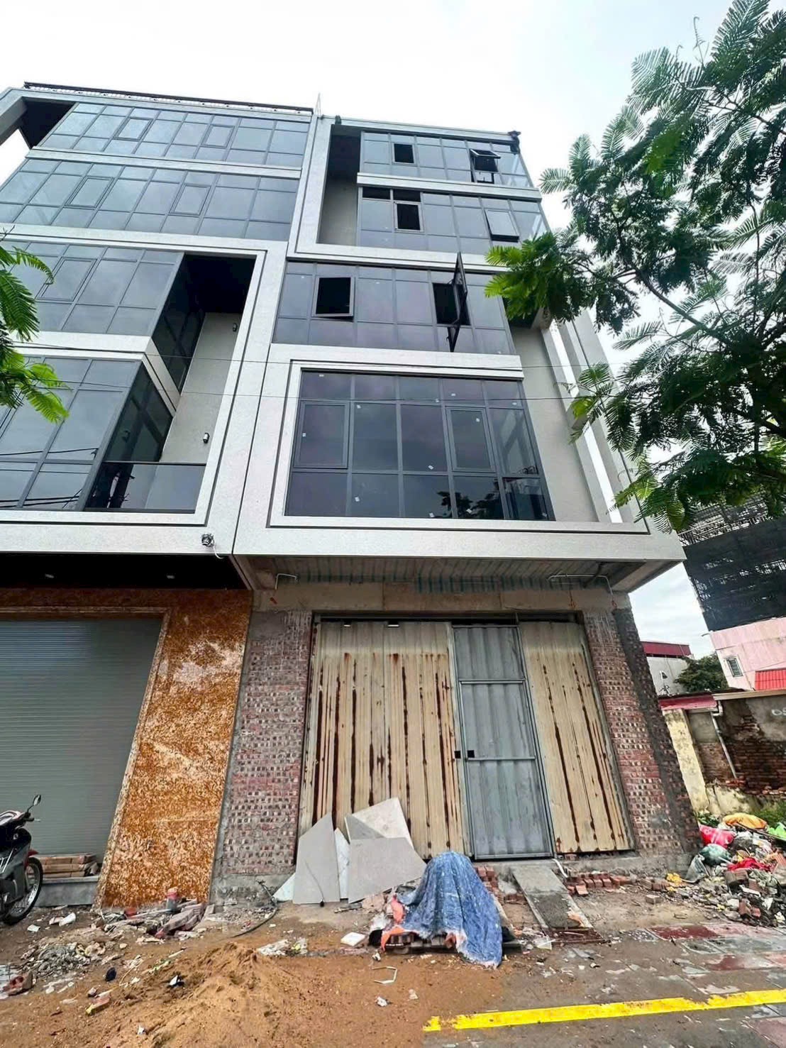 Ảnh Hồ Sen — Vũ Nhà Phố