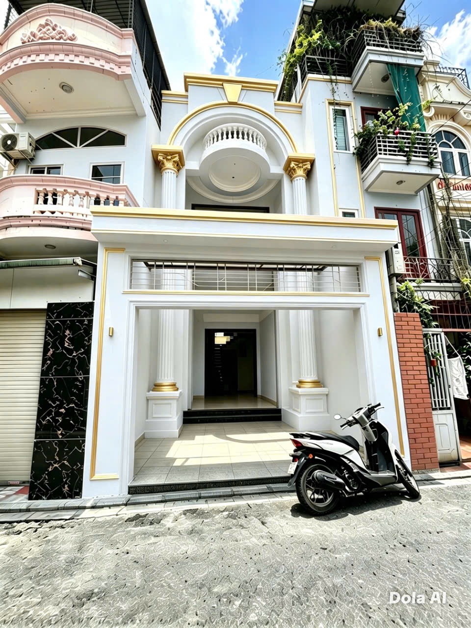 Ảnh Hoàng Quý — Vũ Nhà Phố
