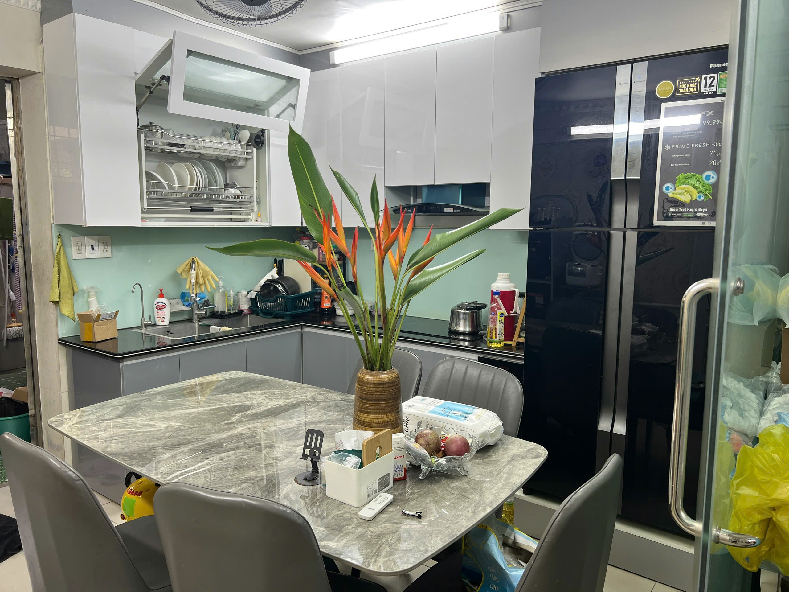 Ảnh Kiều Sơn — Vũ Nhà Phố