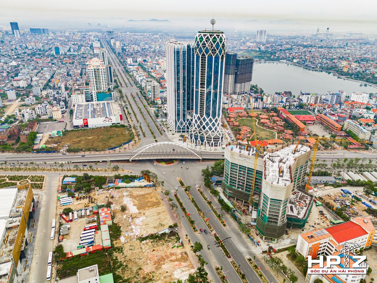 Ảnh Lê Hồng Phong — Vũ Nhà Phố