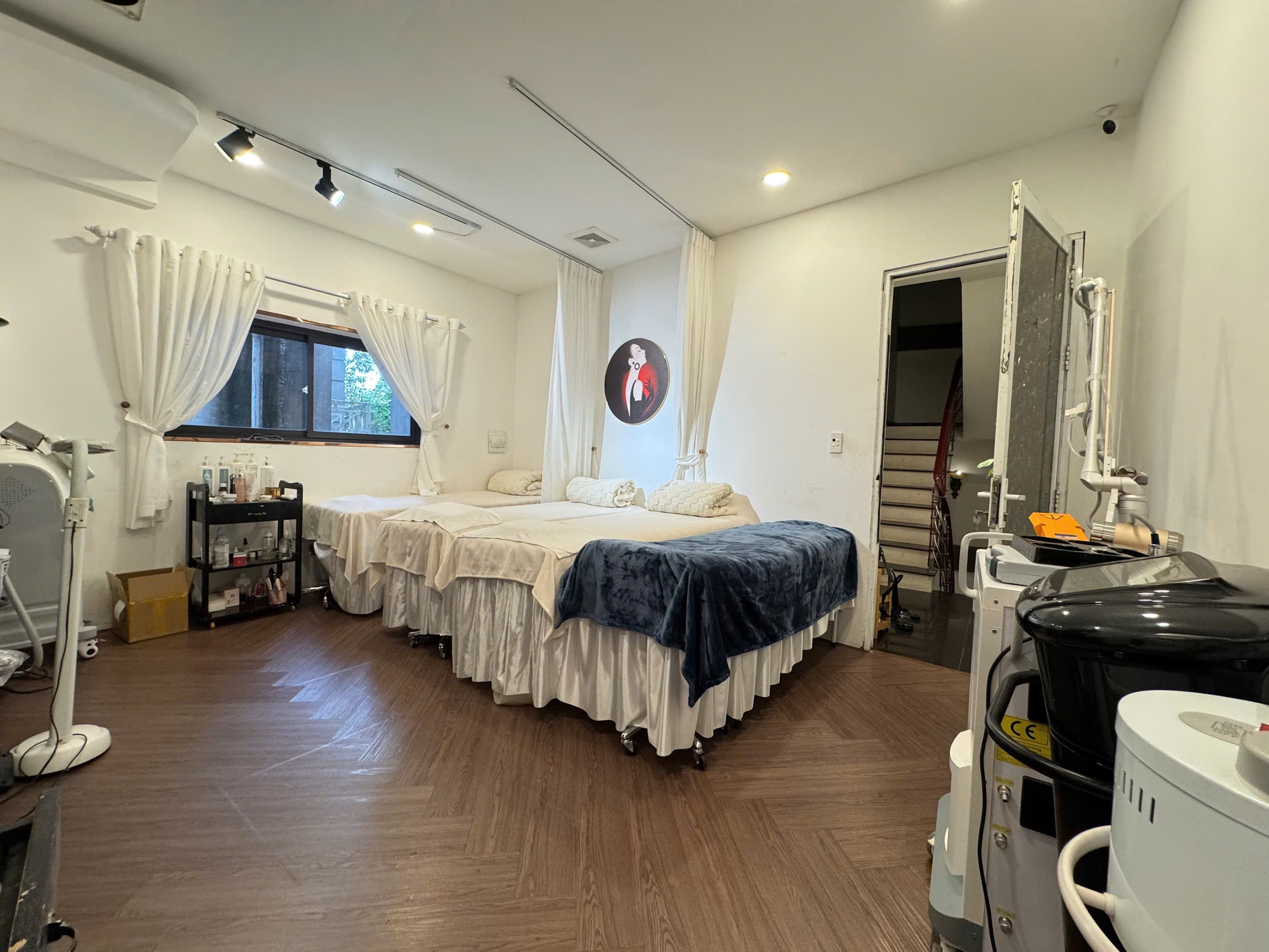 Ảnh Lê Lai — Vũ Nhà Phố