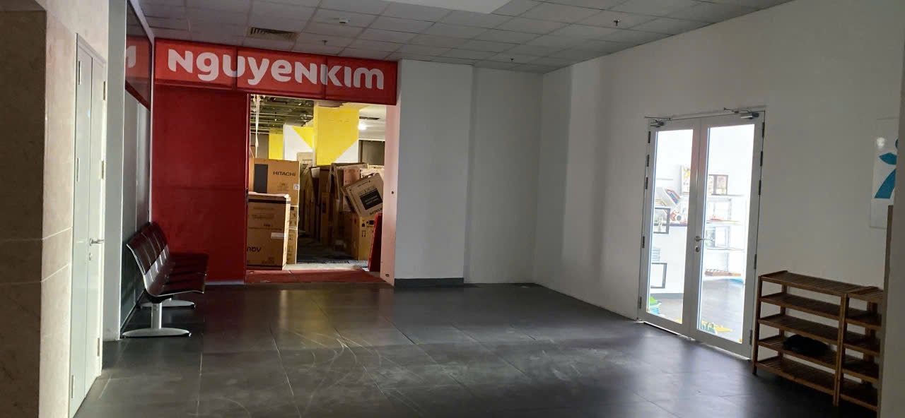 Ảnh Lương Khánh Thiện — Vũ Nhà Phố