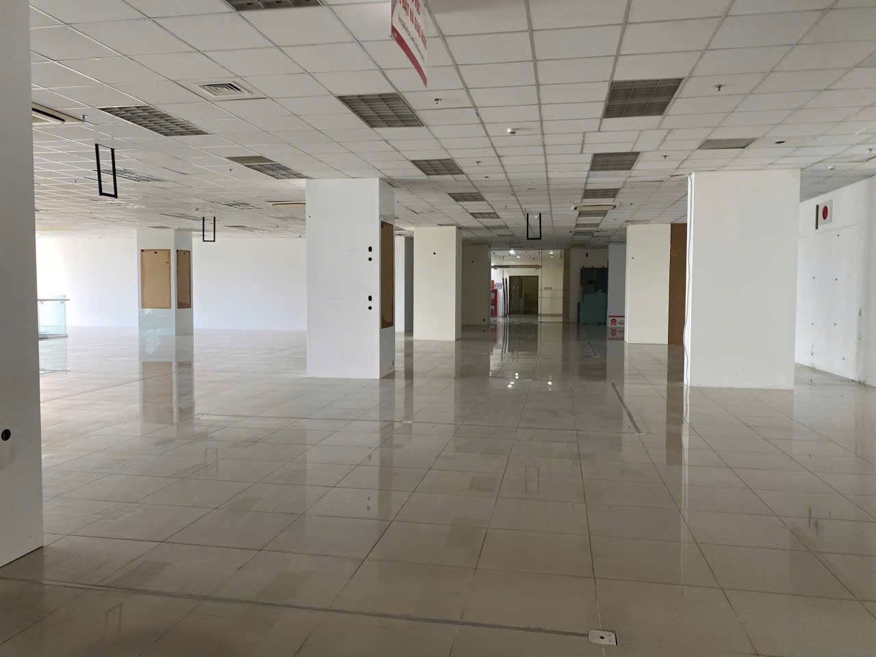 Ảnh Lương Khánh Thiện — Vũ Nhà Phố