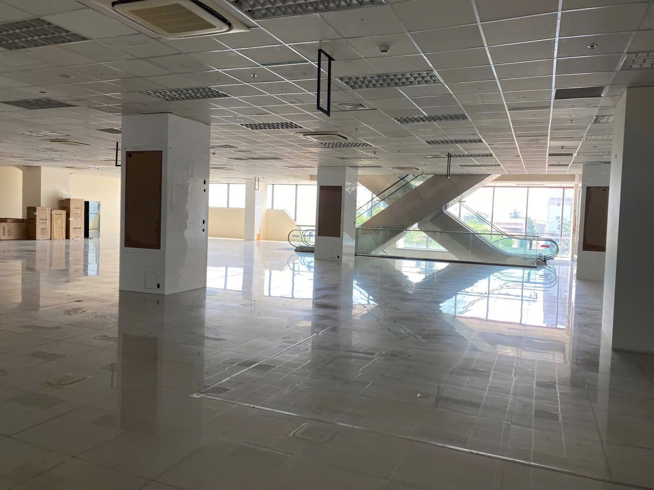 Ảnh Lương Khánh Thiện — Vũ Nhà Phố