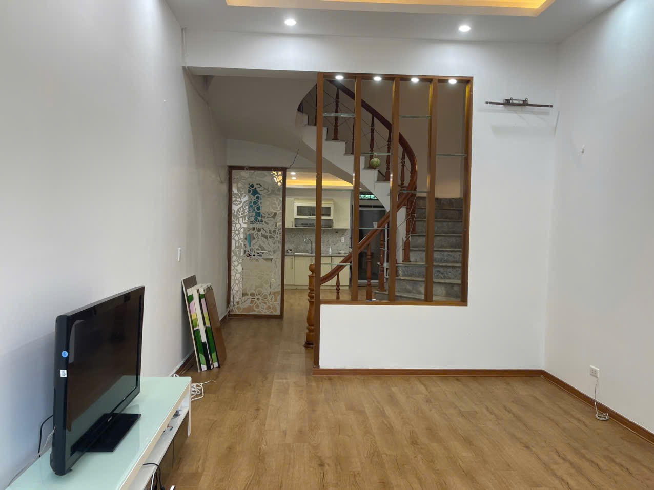Ảnh Ngô Gia Tự — Vũ Nhà Phố