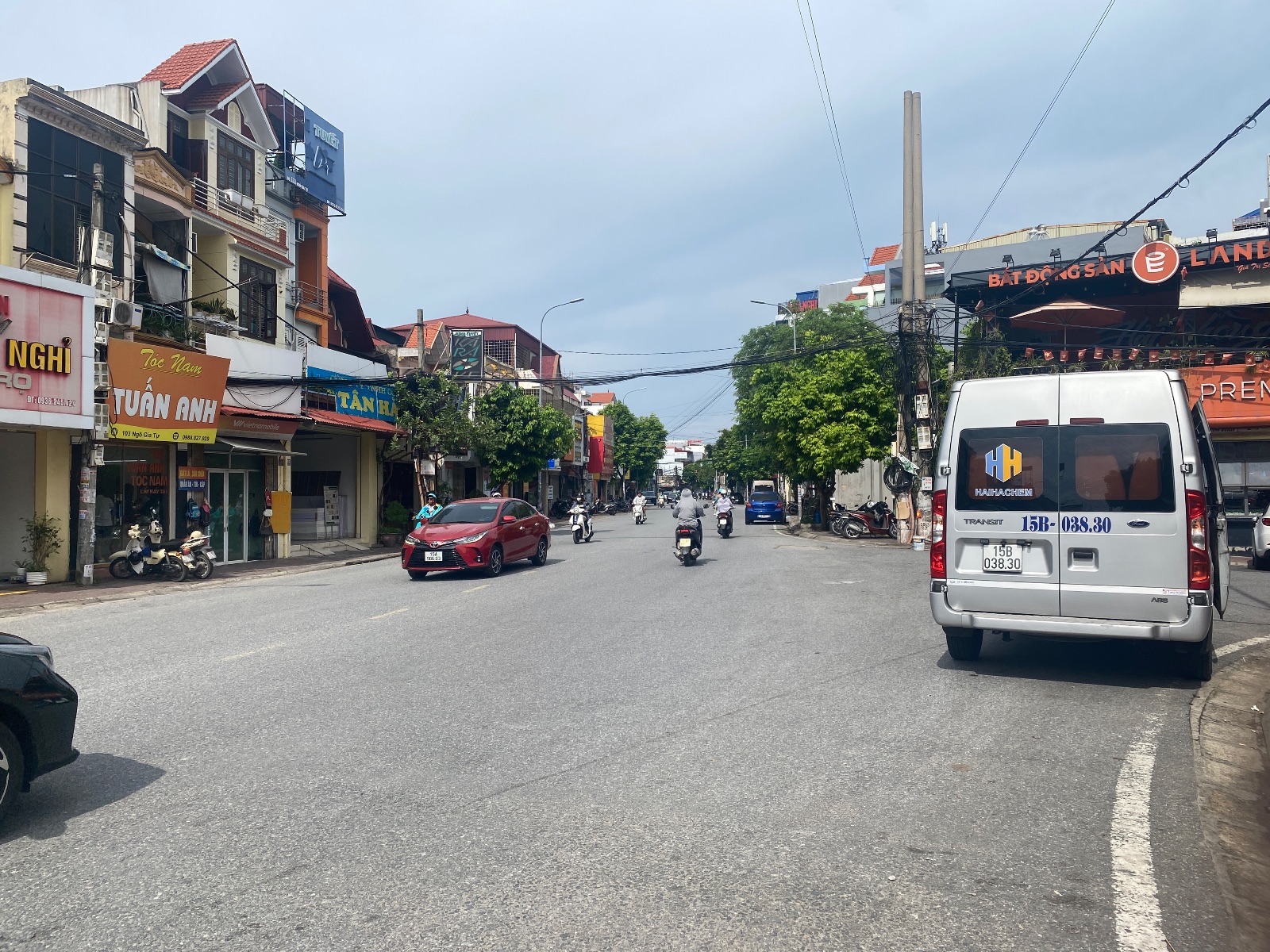 Ảnh Ngô Gia Tự — Vũ Nhà Phố