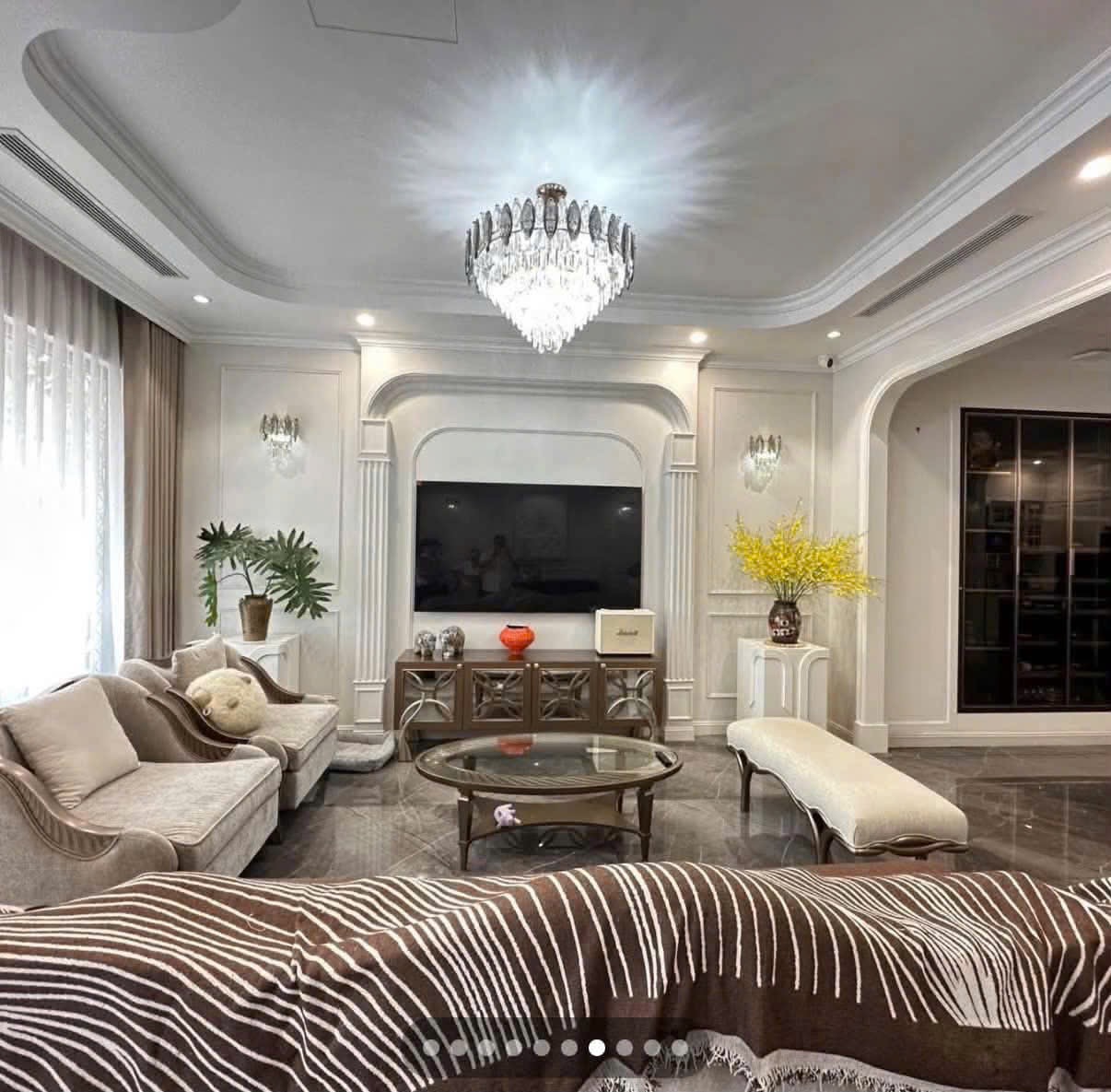 Ảnh Ngọc Trai — Vũ Nhà Phố