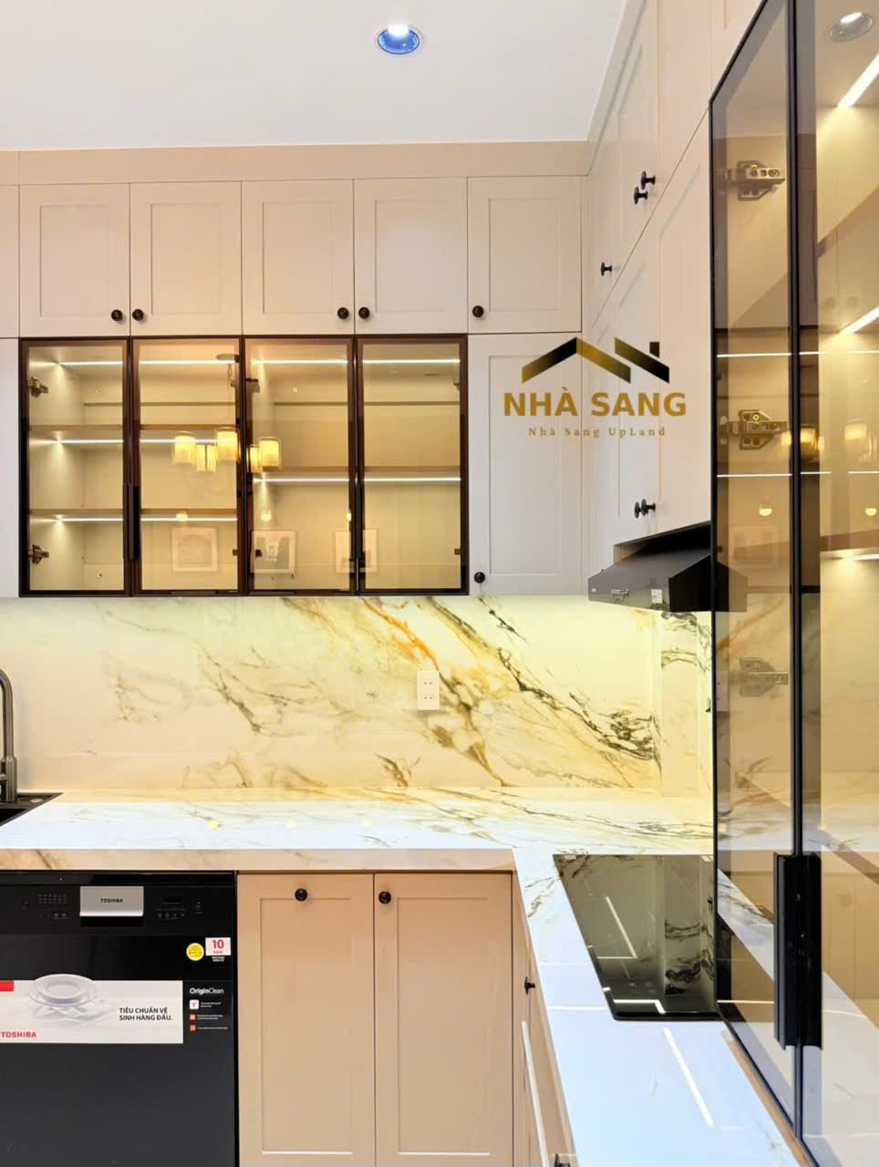 Ảnh Nguyễn Tường Loan — Vũ Nhà Phố