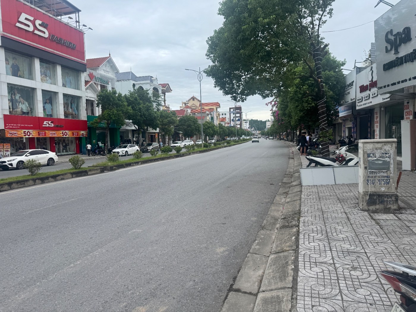 Nhà mặt tiền Phố Mới