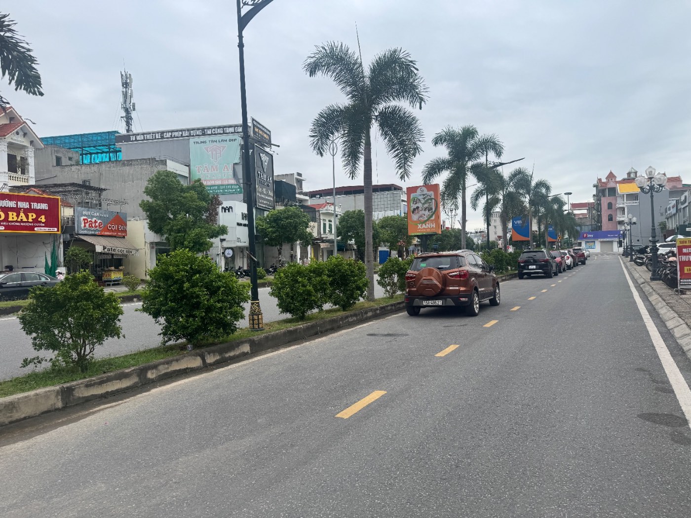 Ảnh Phố Mới — Vũ Nhà Phố