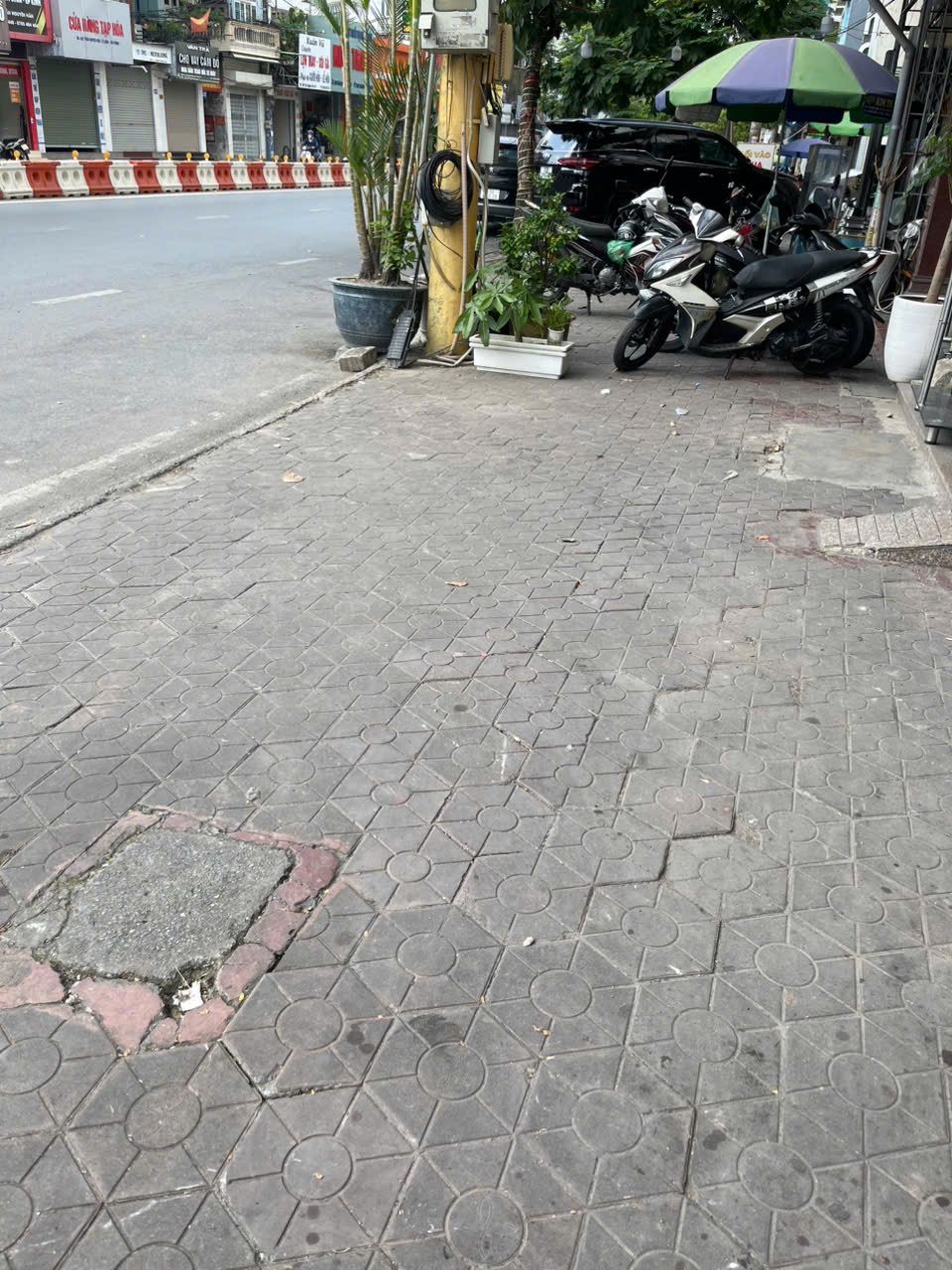 Ảnh Trần Nguyên Hãn — Vũ Nhà Phố