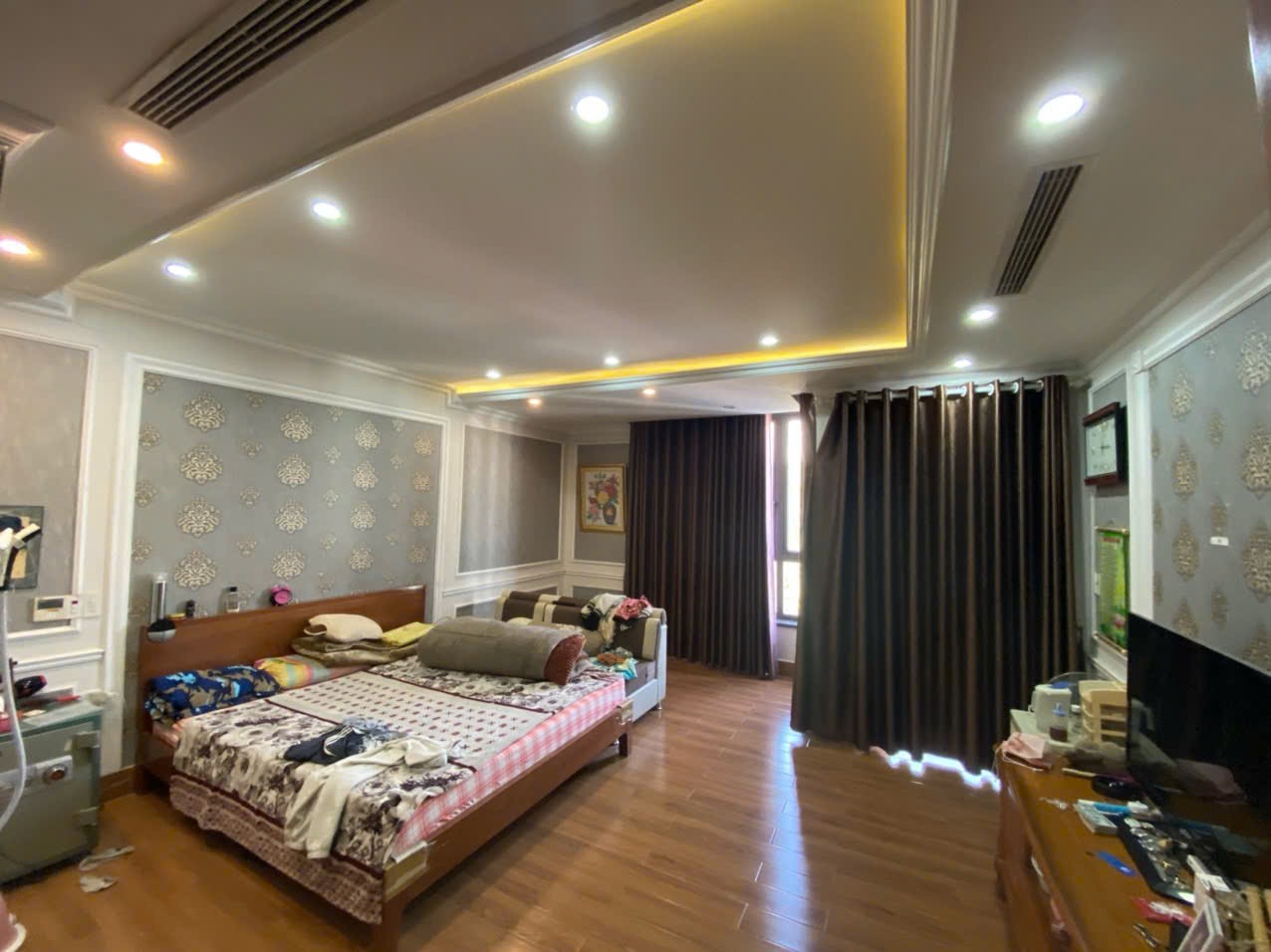 Ảnh Trần Nguyên Hãn — Vũ Nhà Phố