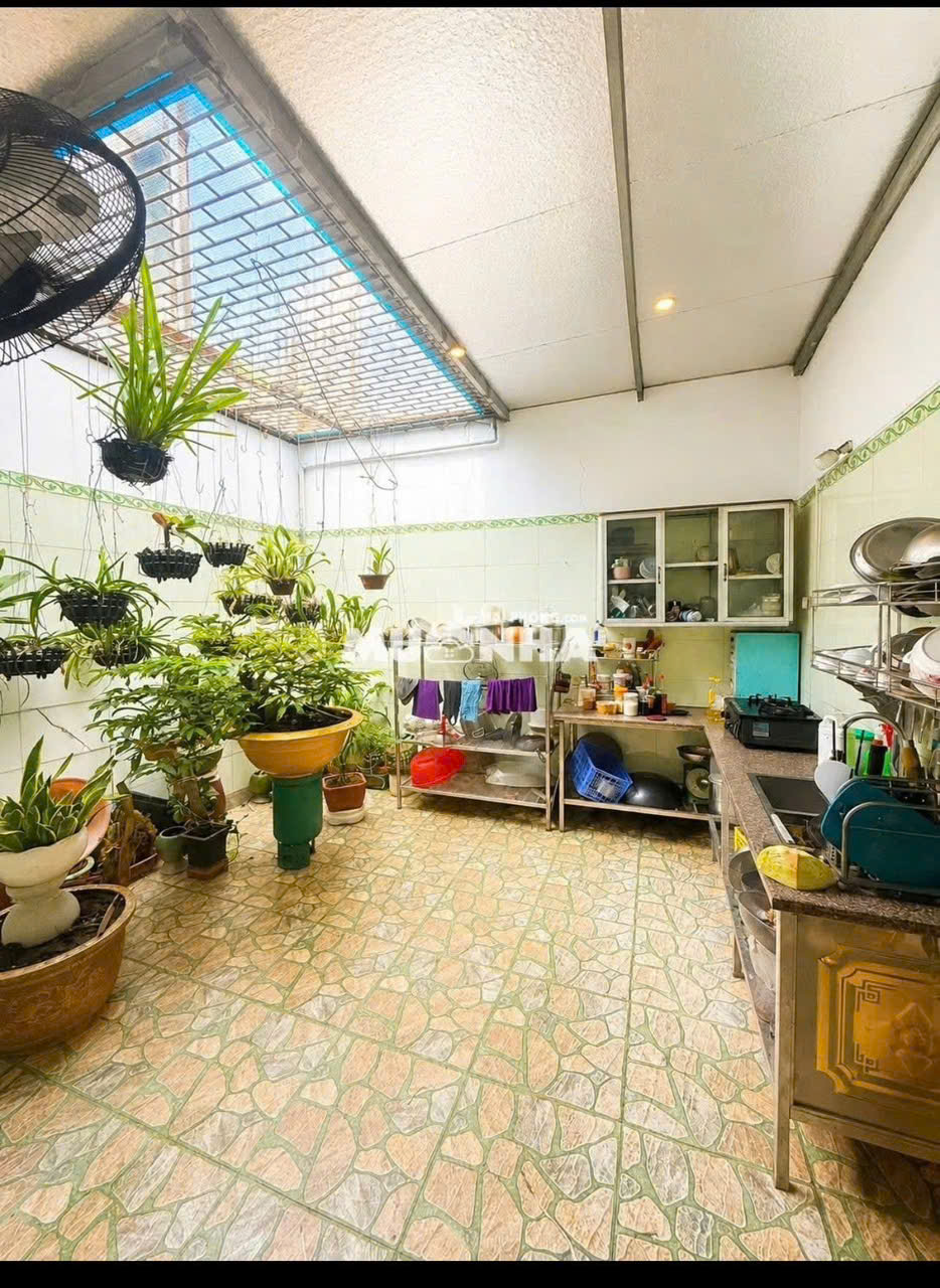 Ảnh Vạn Mỹ — Vũ Nhà Phố