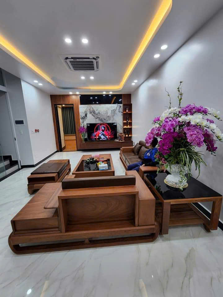 Ảnh Vin Marina — Vũ Nhà Phố