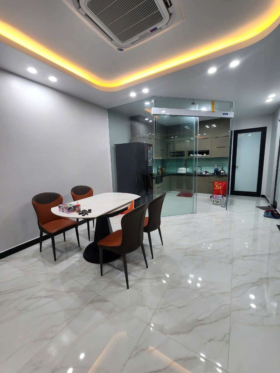 Ảnh Vin Marina — Vũ Nhà Phố